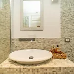 Modern In With Wifi And Ac