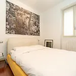 Apartment Modern In With Wifi And Ac