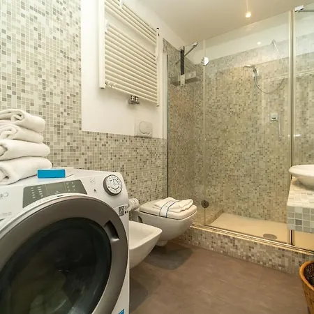 Modern In With Wifi And Ac Apartment *